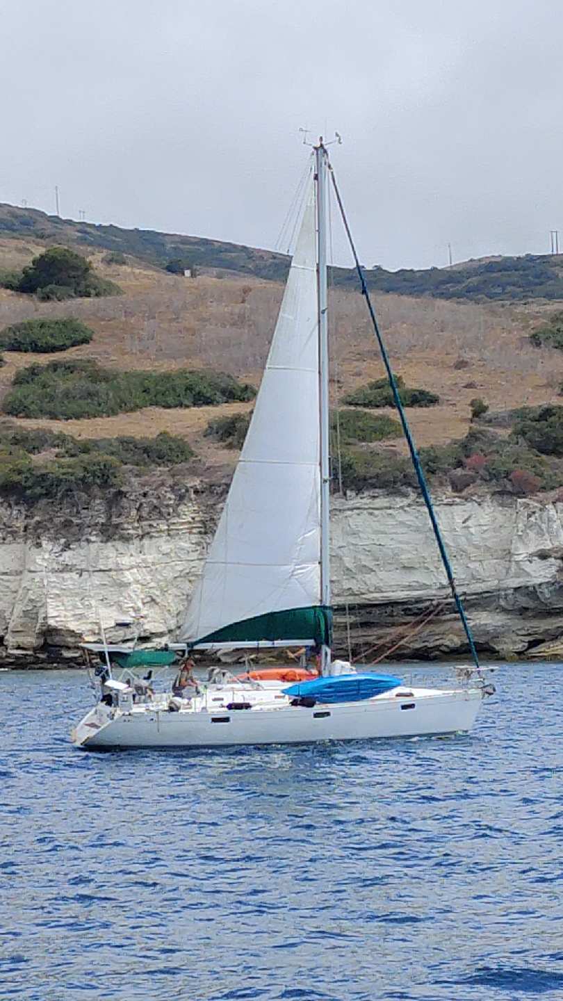 Catalina Island express - Beneteau Oceanis 40ft sailboat overnight tour